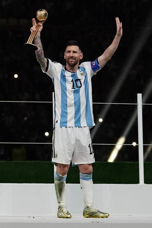 会参加世界杯吗?梅西:我会每天观察状态再作决定,但我非常渴望