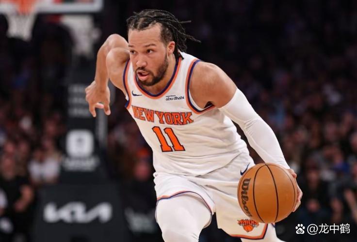 攻防都已尽力!麦克丹尼尔斯出战35分钟 16中10砍下25分4盖帽