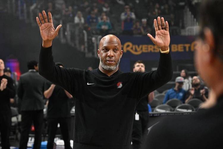 Shams:罗齐尔&比卢普斯停职期间薪水不发 将暂扣在第三方账户