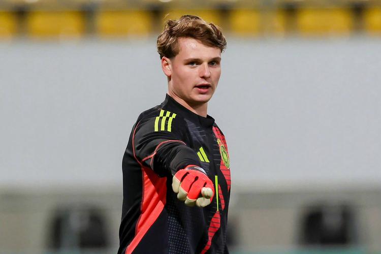 乌尔比希：在落后的情况下逆转，这充分体现了这支球队的精神