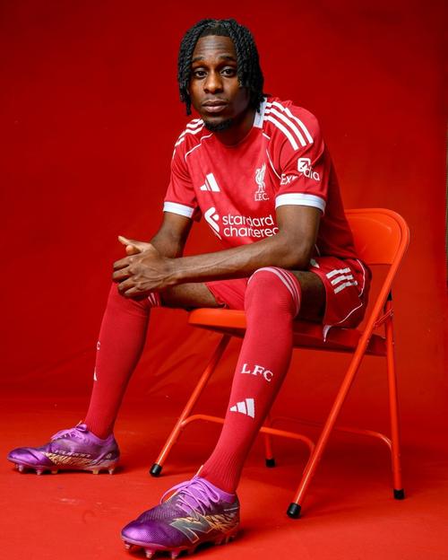 邮报：弗林蓬预计将因伤缺席6周，正印右后卫仅剩布拉德利