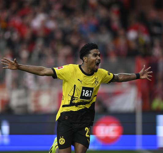 暂列倒4！德天空：主帅瓦格纳仍受到奥堡信任，输多特也不会影响