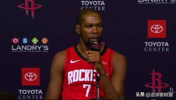 韦尔:我会看杜兰特浓眉的比赛 学习他们移动的整体节奏