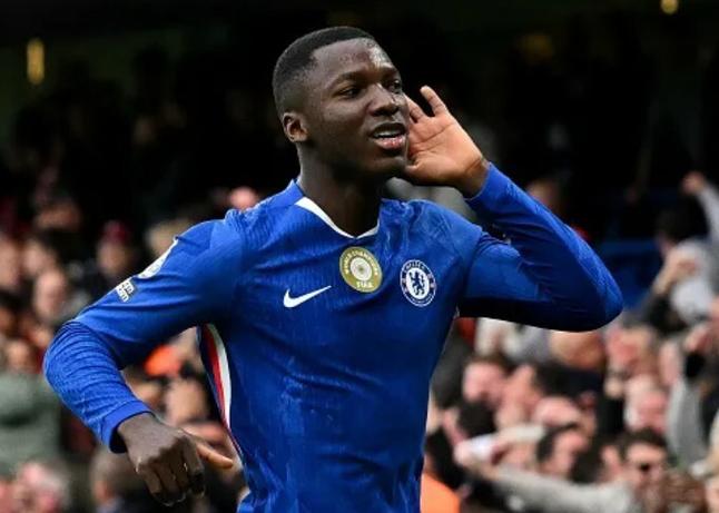 卡拉格:进球的功劳应该归属凯塞多,他在中场简直是一个怪物👹