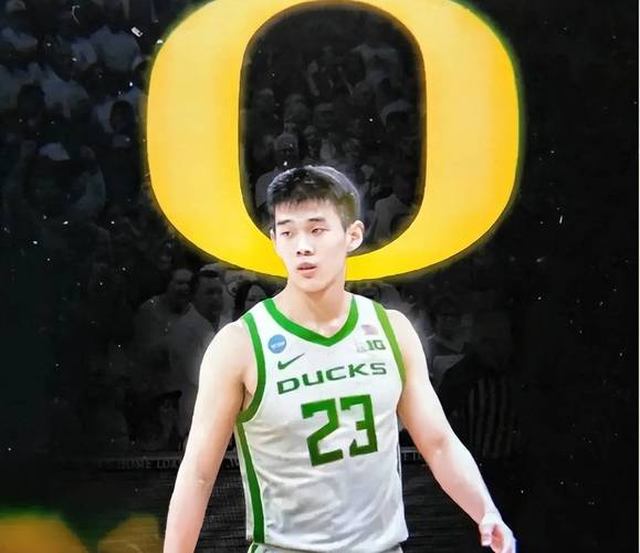 加油！俄勒冈大学今天对阵夏威夷大学 林葳首发出战